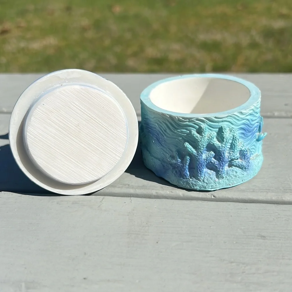 Sea World Dolphin Jewelry Box - Picture 7 of 13